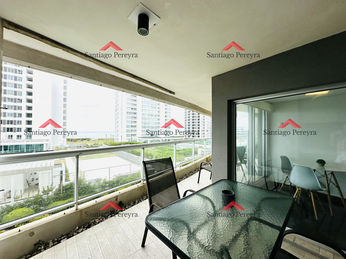 Apartamento ID.15895 - Oportunidad de venta apartamento de 3 dormitorios mas dependencia Playa Brava, Punta del Este