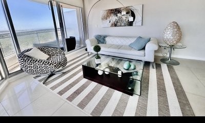 Apartamento de 3 Dormitorios en Venta - Ocean Drive