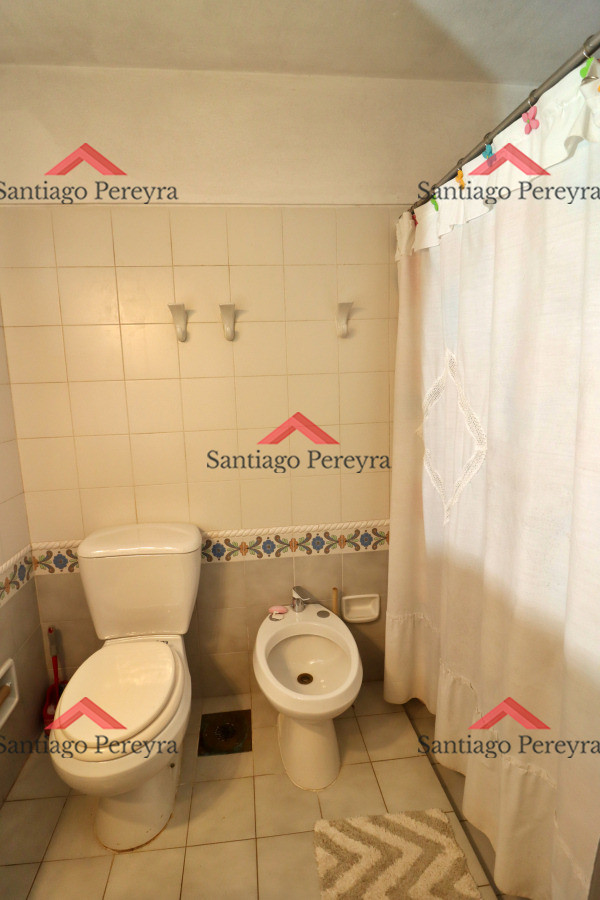 Casa ID.16827 - Alquiler de temporada de casa quincho en Pinares de 3 dormitorios