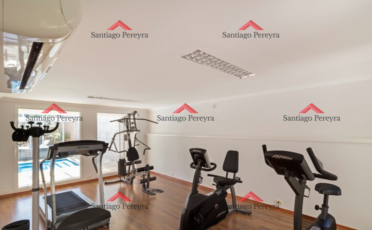 Apartamento ID.14005 - Moderno Apartamento de 3 Dormitorios a Pocas Cuadras del Mar En Venta, Playa Brava