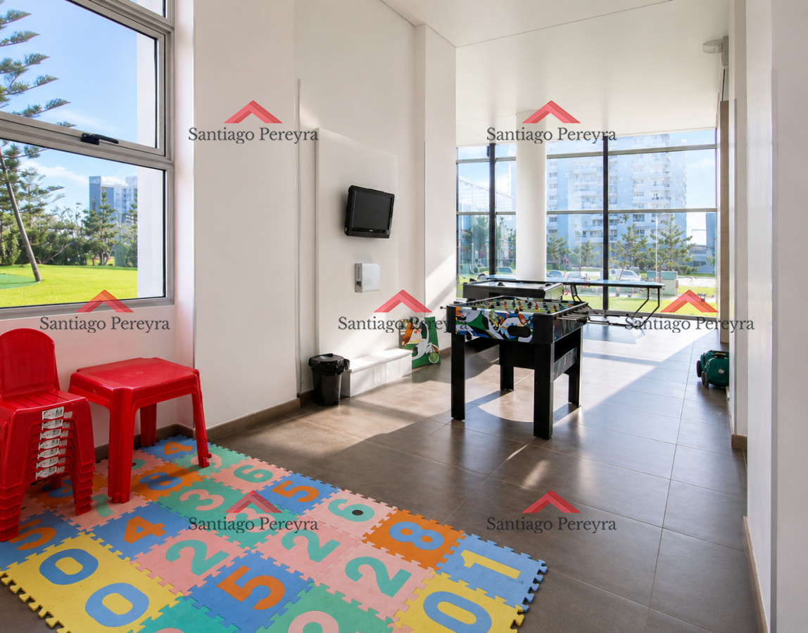 Apartamento ID.15293 - Oportunidad en Venta, Apartamento De 2 Dormitorios y Parrillero En Playa Mansa, Punta Del Este