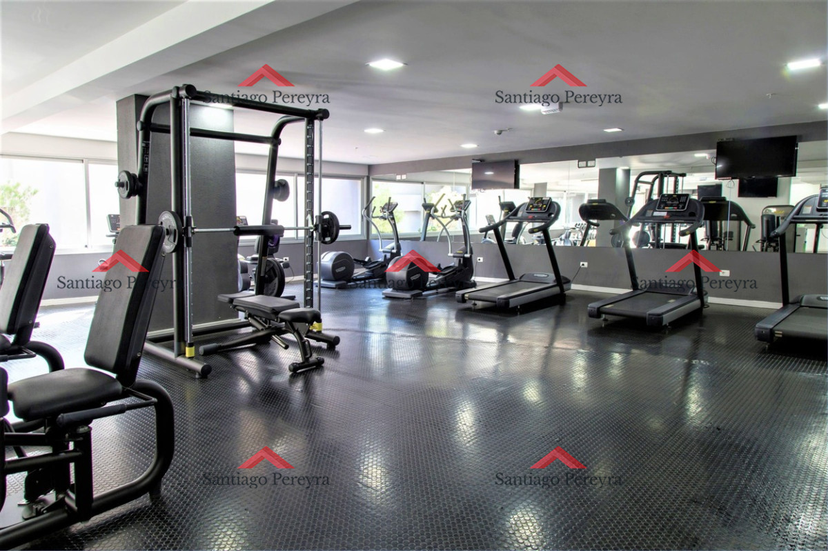 Apartamento ID.16779 - Venta de gran apartamento de 3 dormitorios con parrillero propio en Playa Brava, Punta del Este