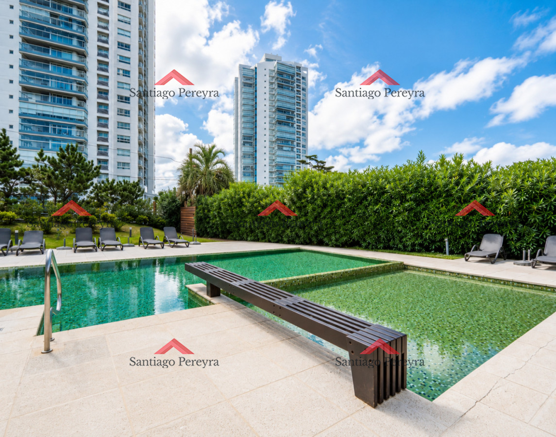 Apartamento ID.15293 - Oportunidad en Venta, Apartamento De 2 Dormitorios y Parrillero En Playa Mansa, Punta Del Este