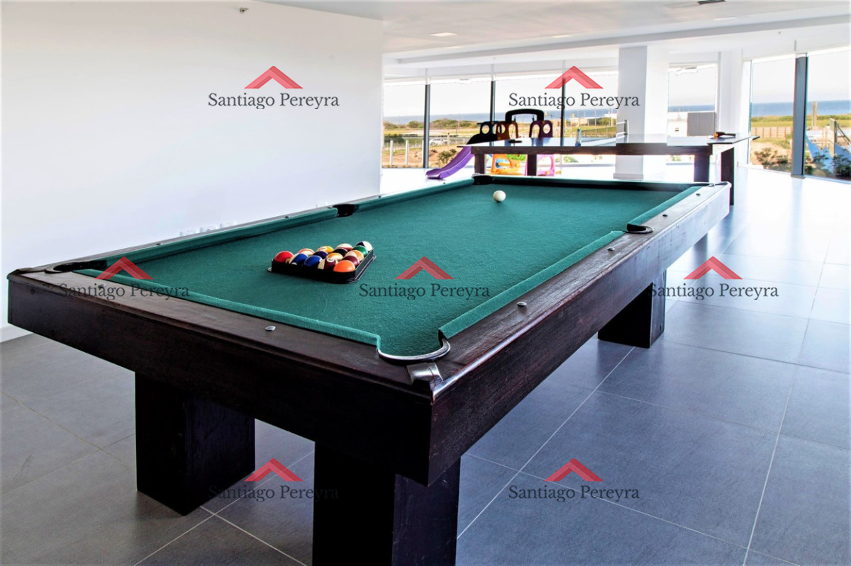 Apartamento ID.16779 - Venta de gran apartamento de 3 dormitorios con parrillero propio en Playa Brava, Punta del Este