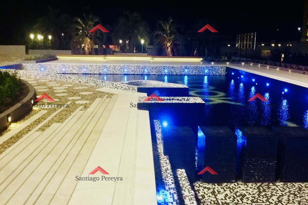 Apartamento ID.16779 - Venta de gran apartamento de 3 dormitorios con parrillero propio en Playa Brava, Punta del Este