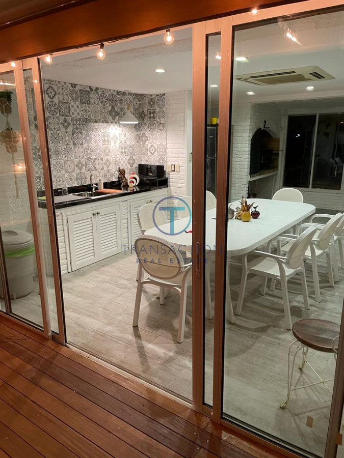 Casa ID.1314/Venta-y-alquiler,-a-metros-del-mar- -  Casa de 4 Dormitorios y Piscina a una Cuadra del Mar 