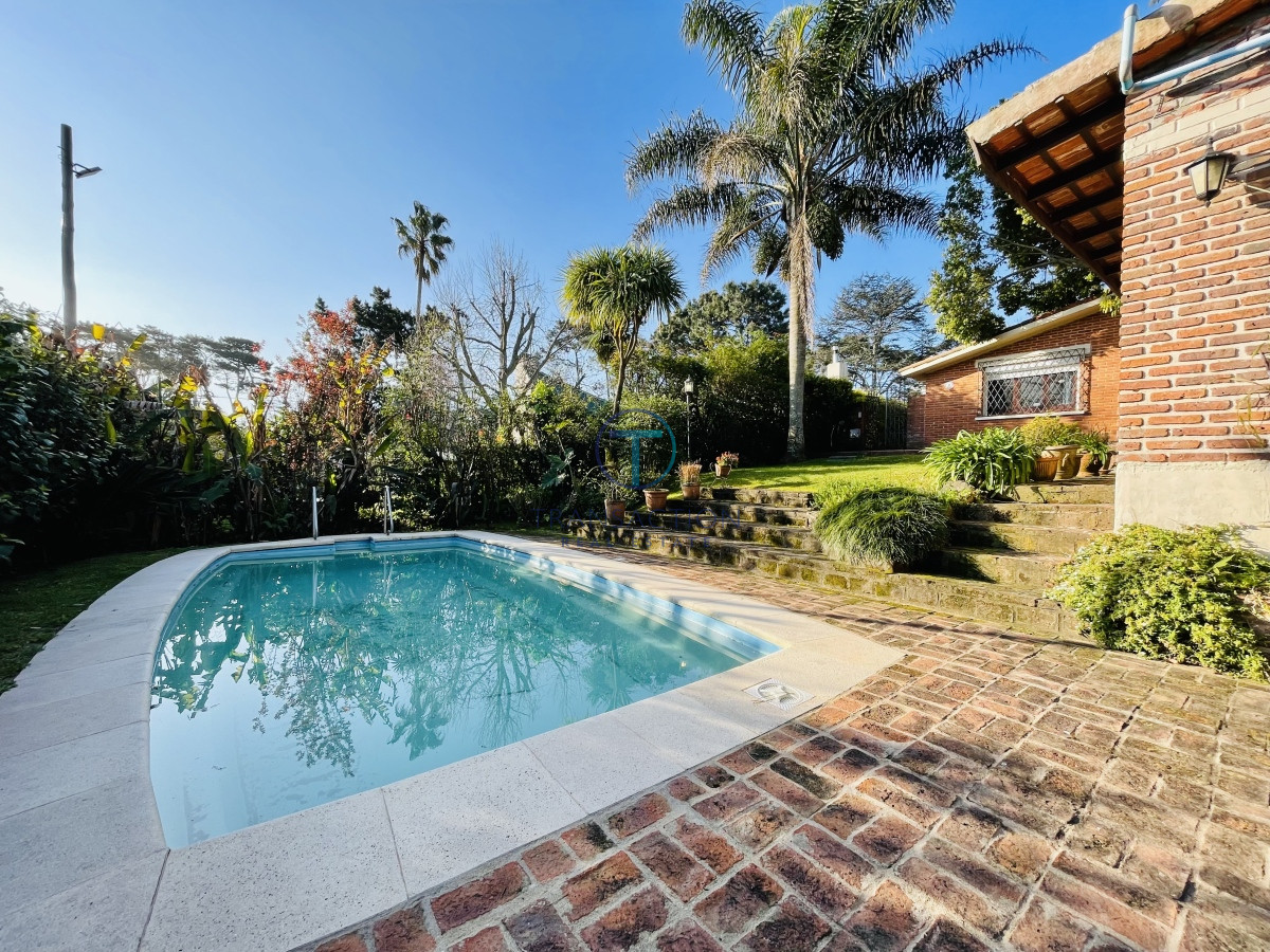 Casa ID.1289 - Alquiler , casa 3 dormitorios, Punta del este 