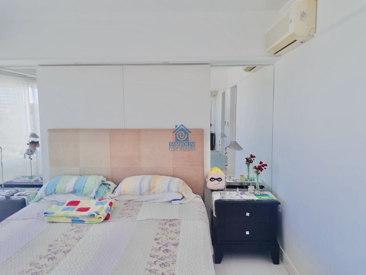 Apartamento ID.791 - Espectacular Penthouse de 4 Dormitorios, Vista al Mar y Barbacoa propia sobre Playa Brava, Punta del Este