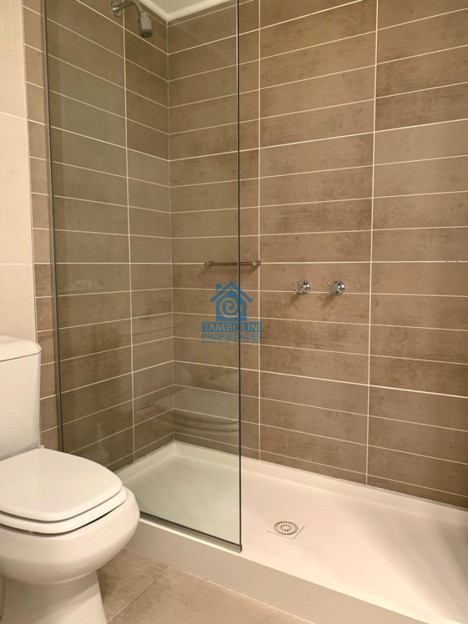 Apartamento ID.1193 - Excelente Apartamento de 2 Dormitorios en Ocean Drive, Punta del Este