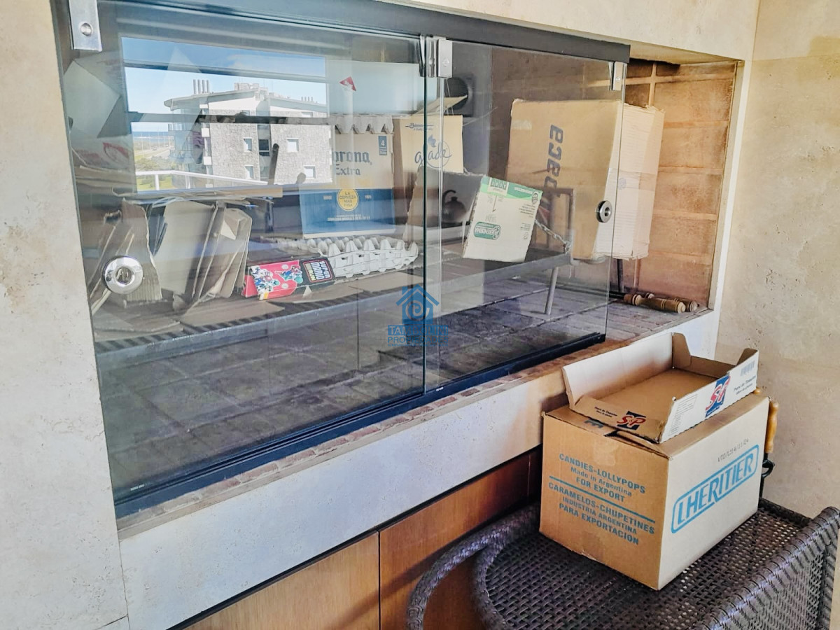 Apartamento ID.791 - Espectacular Penthouse de 4 Dormitorios, Vista al Mar y Barbacoa propia sobre Playa Brava, Punta del Este