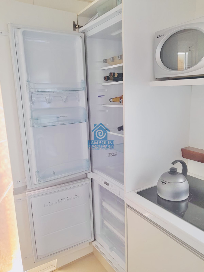 Apartamento ID.791 - Espectacular Penthouse de 4 Dormitorios, Vista al Mar y Barbacoa propia sobre Playa Brava, Punta del Este