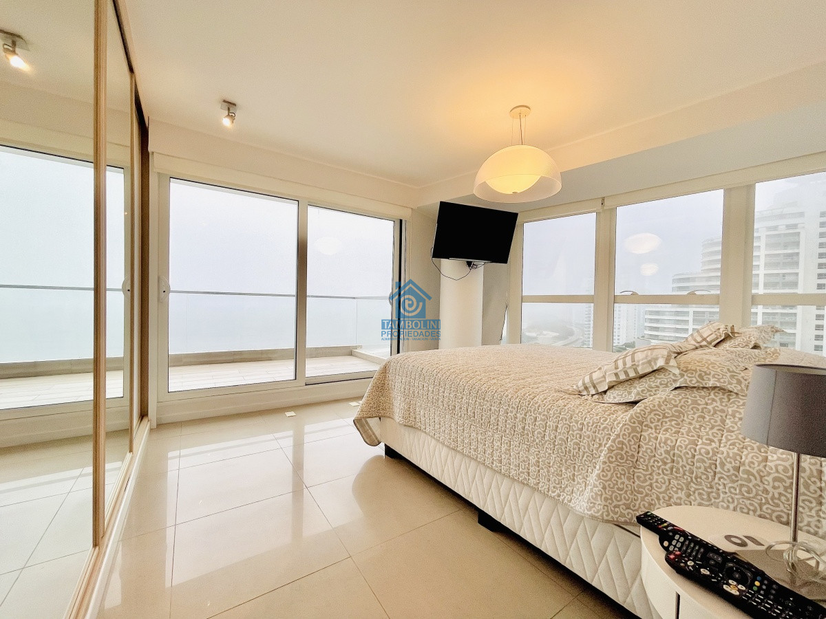 Apartamento ID.232 - Moderno Apartamento Venta Mansa 3 Suites con Vista al Mar