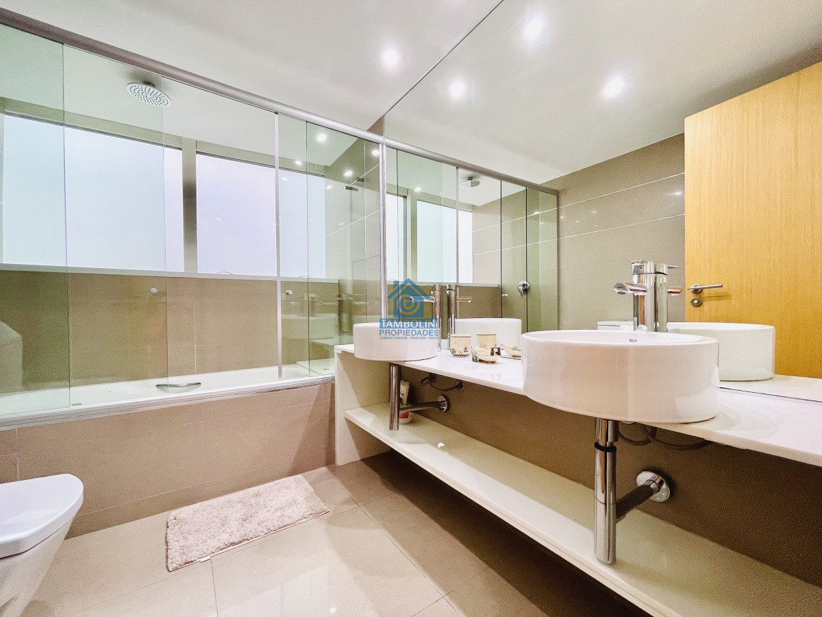 Apartamento ID.232 - Moderno Apartamento Venta Mansa 3 Suites con Vista al Mar