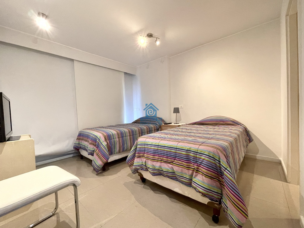Apartamento ID.232 - Moderno Apartamento Venta Mansa 3 Suites con Vista al Mar