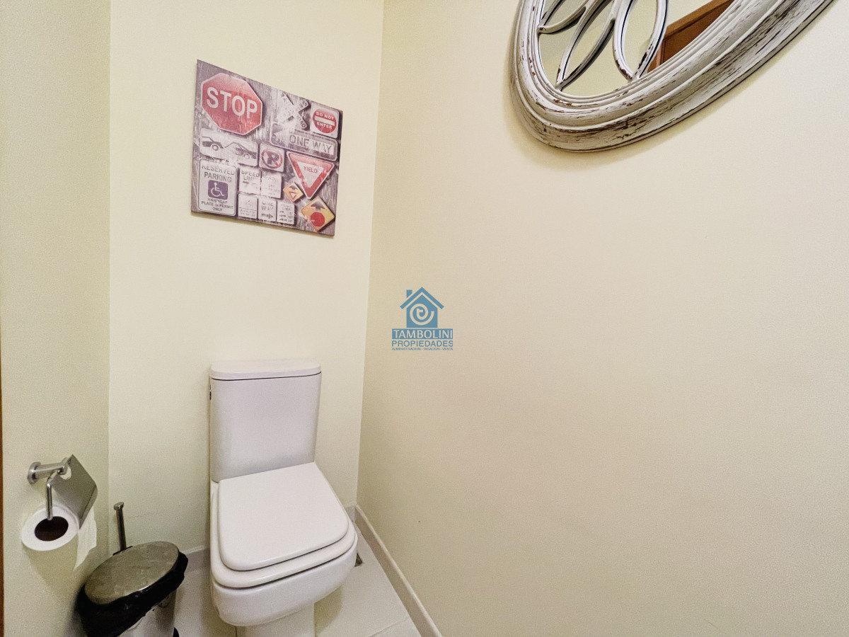 Apartamento ID.645 - Excelente Apartamento de 2 Dormitorios con Vista al Mar, Playa Mansa