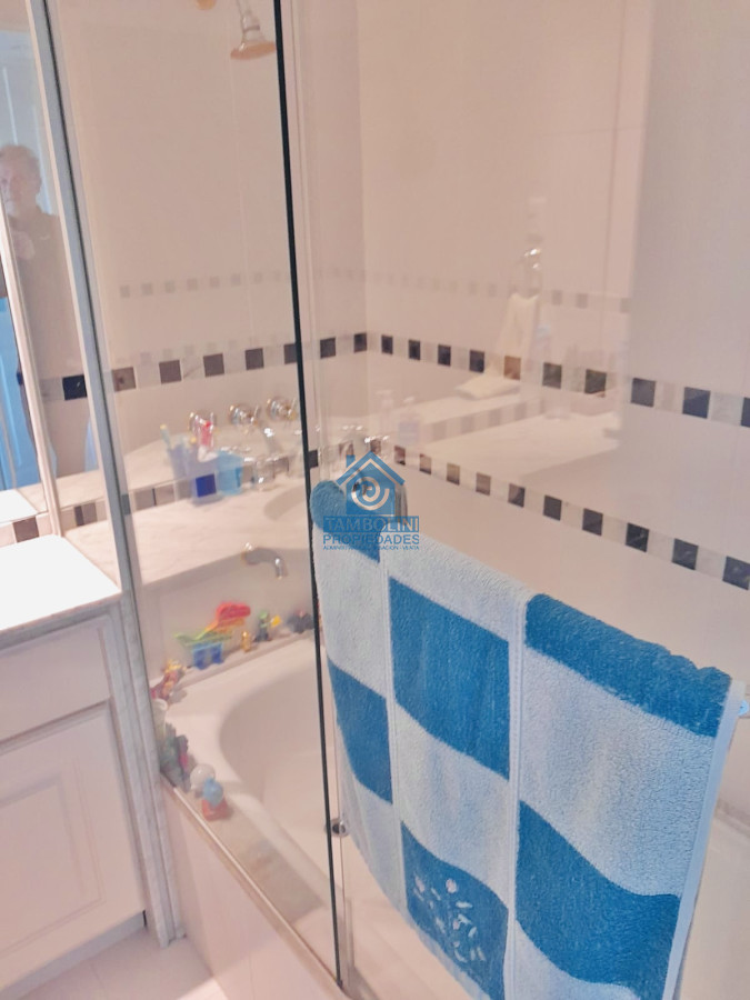 Apartamento ID.791 - Espectacular Penthouse de 4 Dormitorios, Vista al Mar y Barbacoa propia sobre Playa Brava, Punta del Este