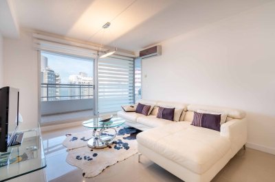 Apartamento de 2 Dormitorios y Medio en Forest Tower - Punta del Este