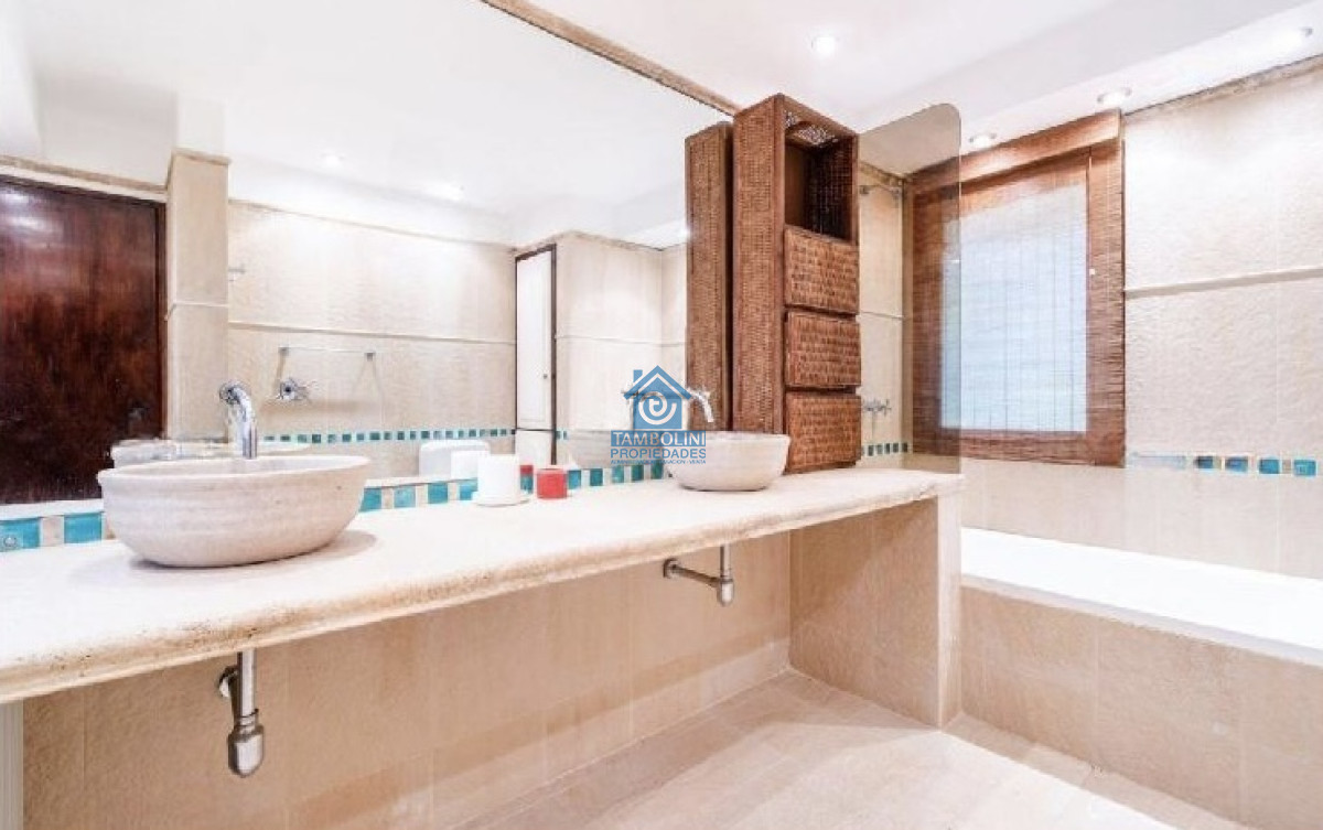 Casa ID.292 - Excelente Casa de 4 Dormitorios, Piscina y Parrillero en San Rafael 