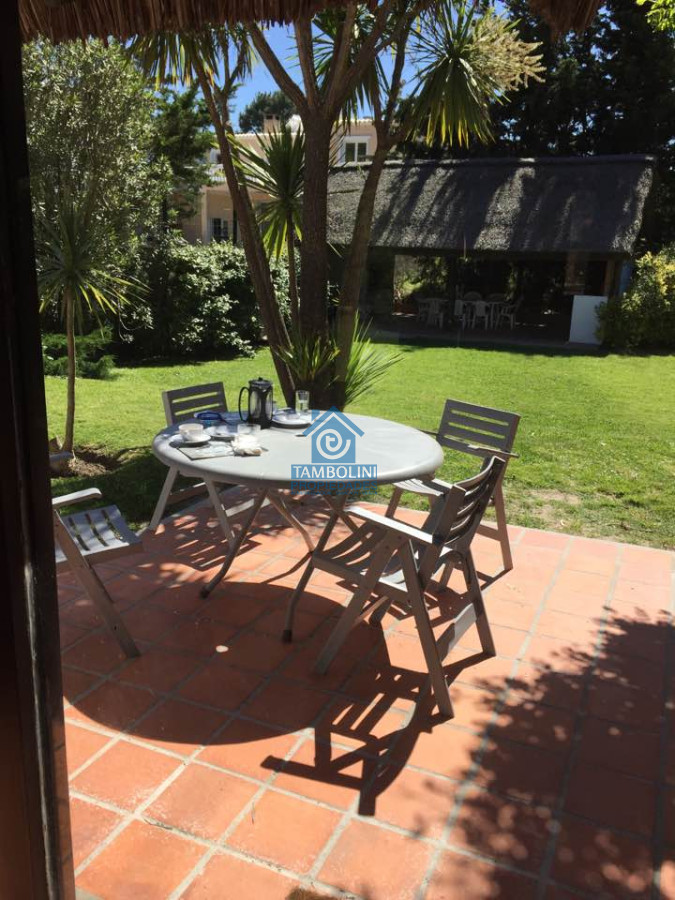 Casa ID.629 - Casa de 3 Dormitorios y Piscina en Alquiler Anual, Rincón del Indio