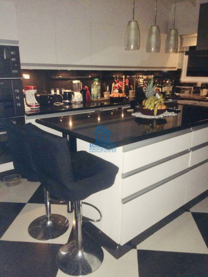Casa ID.345 - Excelente Casa de 5 Dormitorios en Barrio Privado La Arbolada, Punta del Este