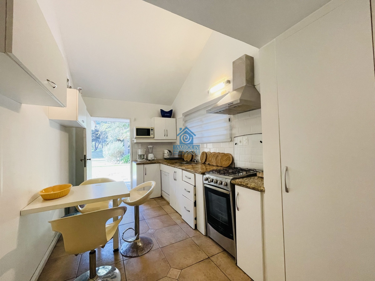 Casa ID.292 - Excelente Casa de 4 Dormitorios, Piscina y Parrillero en San Rafael 