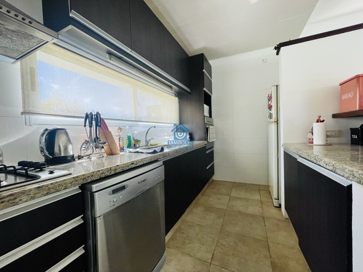 Casa ID.490 - Muy Buena Casa de 5 Dormitorios y Piscina en Rincón del Indio, a Pocos Metros del Mar
