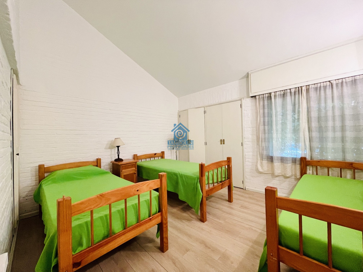Casa ID.292 - Excelente Casa de 4 Dormitorios, Piscina y Parrillero en San Rafael 