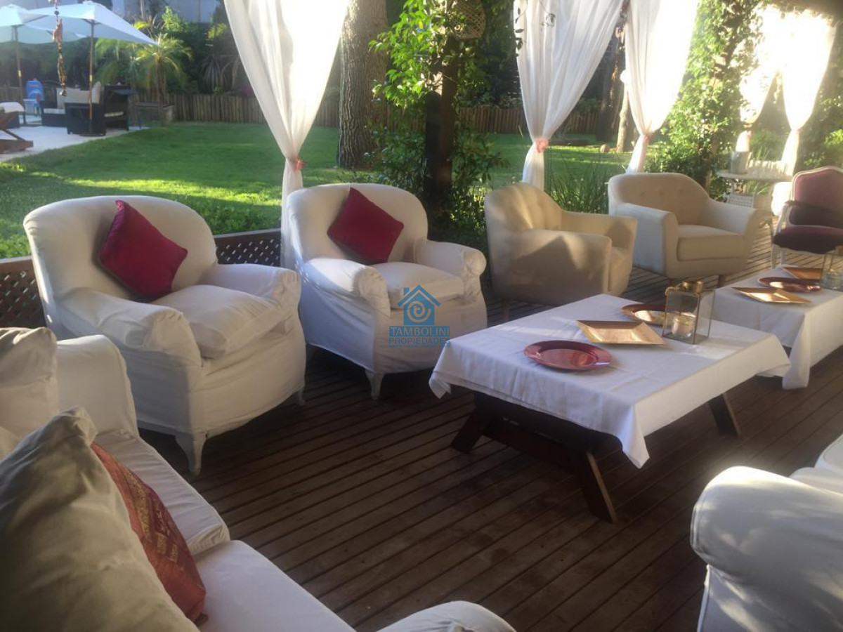 Casa ID.345 - Excelente Casa de 5 Dormitorios en Barrio Privado La Arbolada, Punta del Este