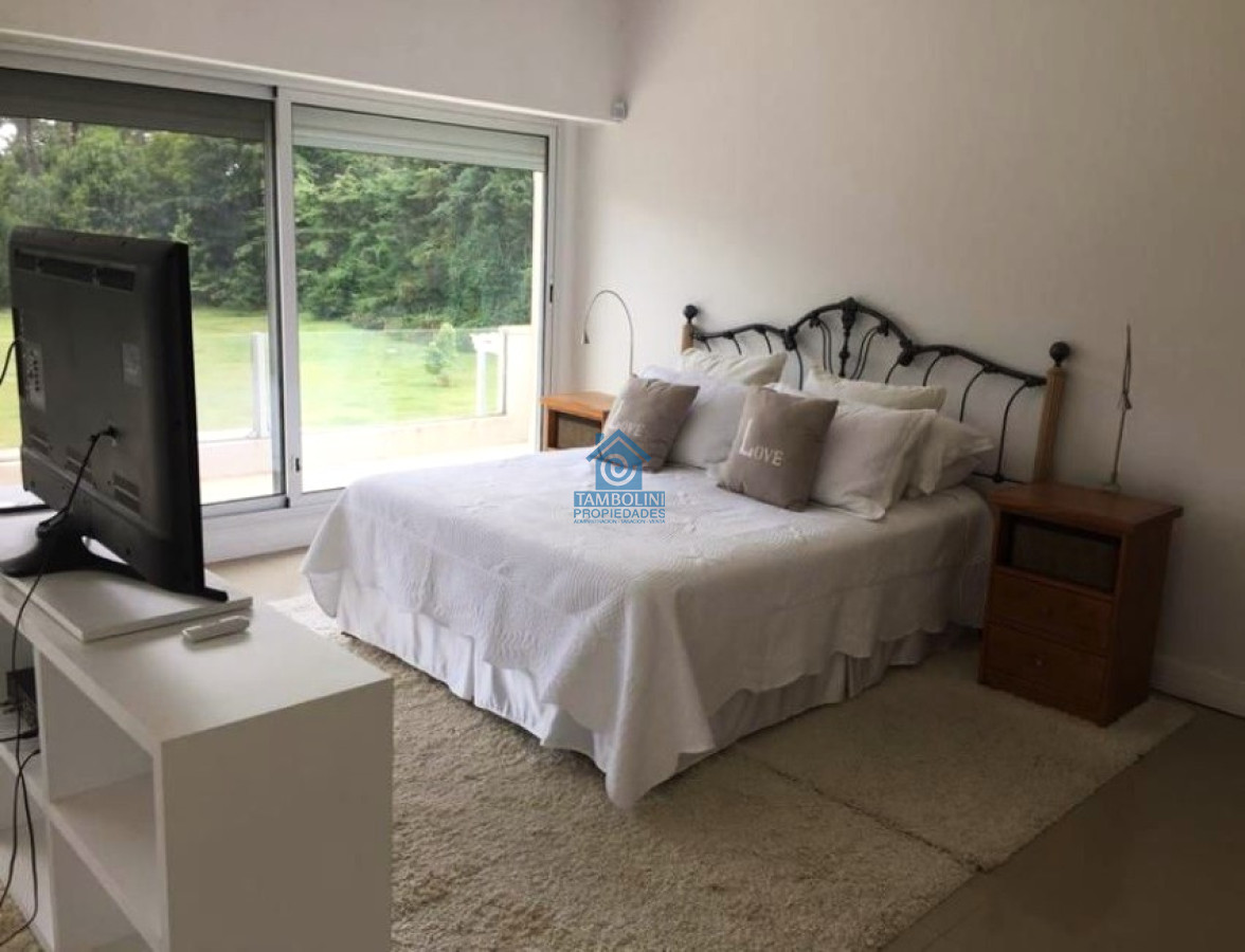 Casa ID.296 - Moderna Casa de 4 Dormitorios en el Golf - Punta del Este