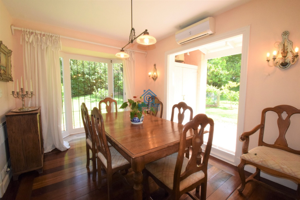 Casa ID.491 - Excelente Casa de 4 Dormitorios en Playa Brava, Punta del Este