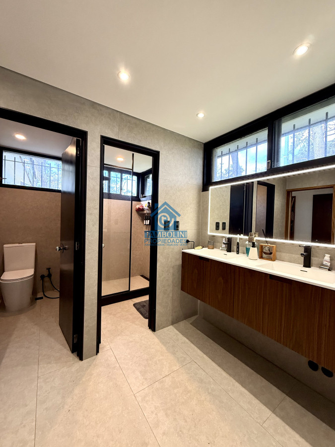 Casa ID.940 - Casa en alquiler de temporada con 4 suites más dependencia en 4500 m2 piscina y parrillero 