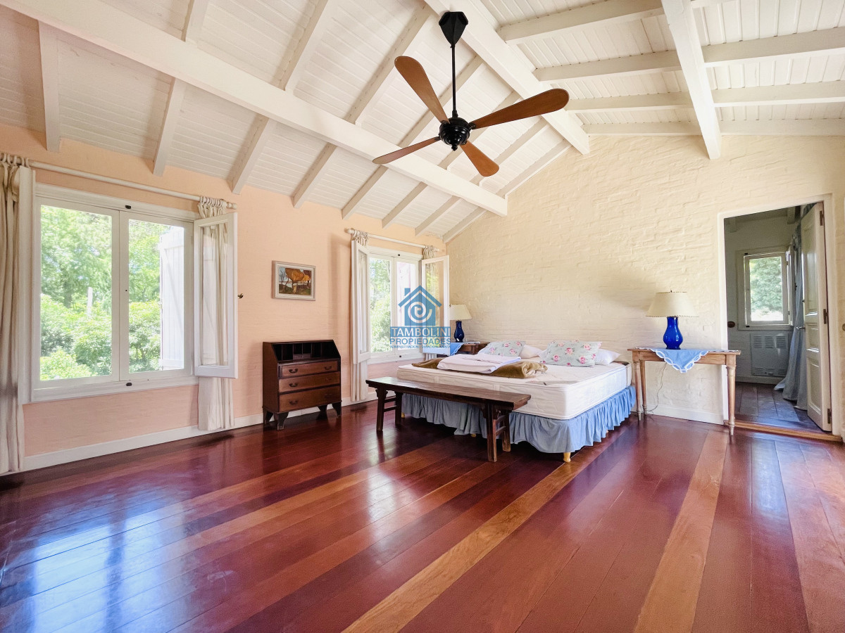 Casa ID.491 - Excelente Casa de 4 Dormitorios en Playa Brava, Punta del Este
