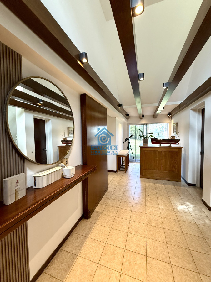 Casa ID.940 - Casa en alquiler de temporada con 4 suites más dependencia en 4500 m2 piscina y parrillero 