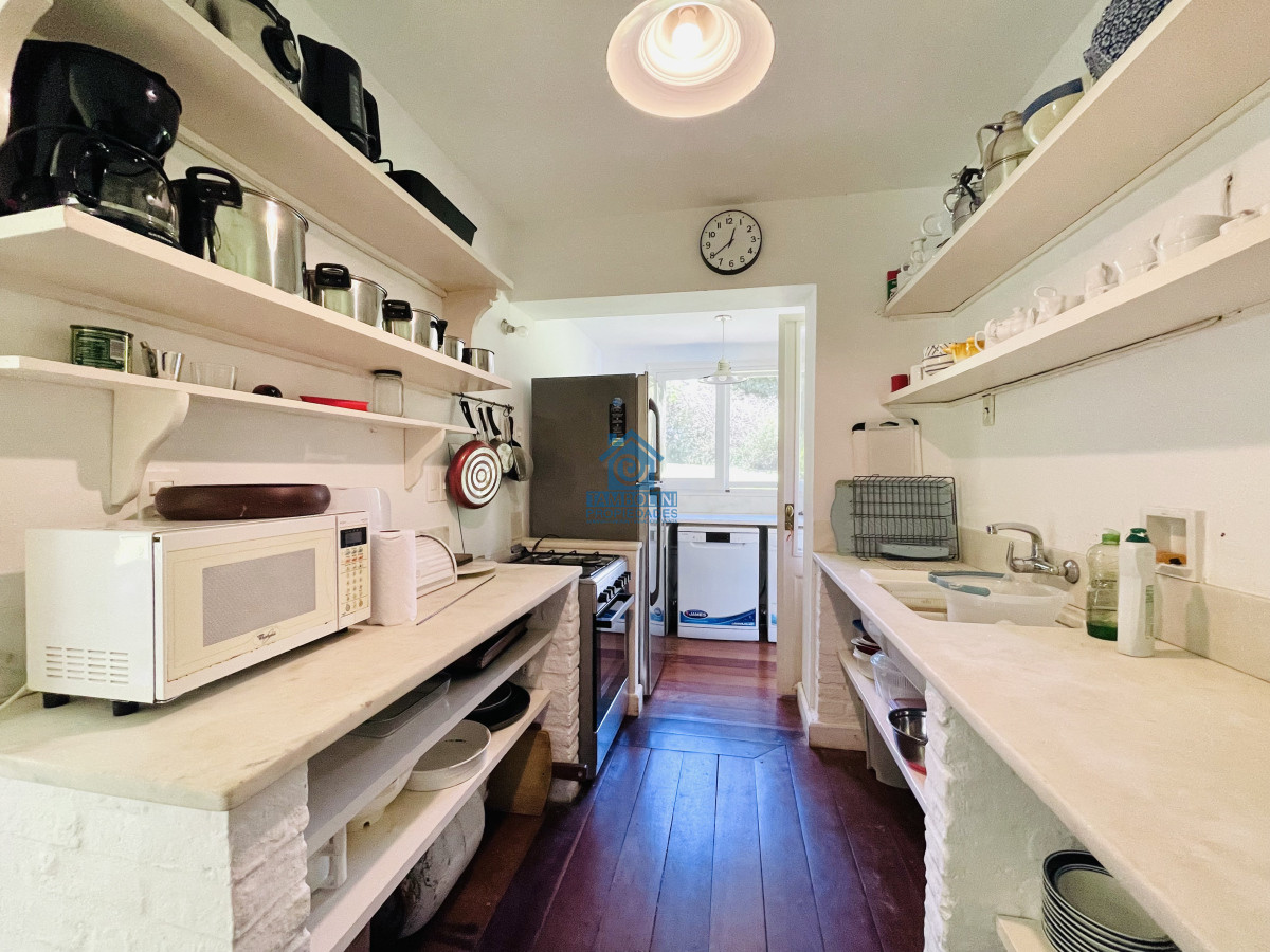 Casa ID.491 - Excelente Casa de 4 Dormitorios en Playa Brava, Punta del Este