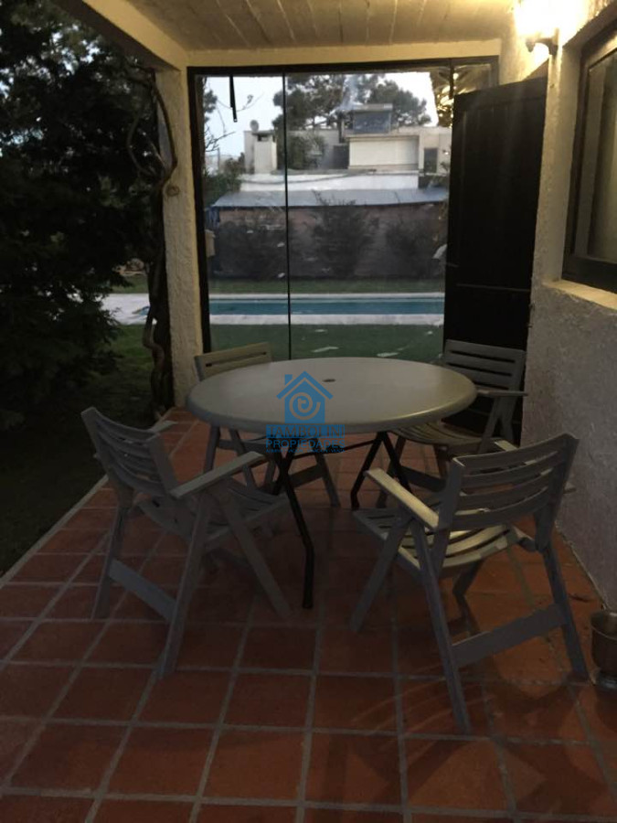 Casa ID.629 - Casa de 3 Dormitorios y Piscina en Alquiler Anual, Rincón del Indio