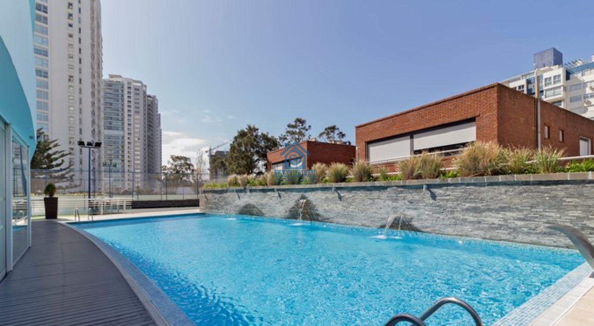 Apartamento ID.645 - Excelente Apartamento de 2 Dormitorios con Vista al Mar, Playa Mansa