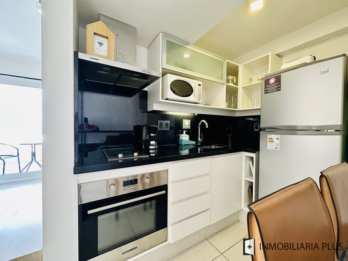 Apartamento ID.647 - Venta de Moderno Monoambiente con Vista al Mar en Venta, Península de Punta del Este C998