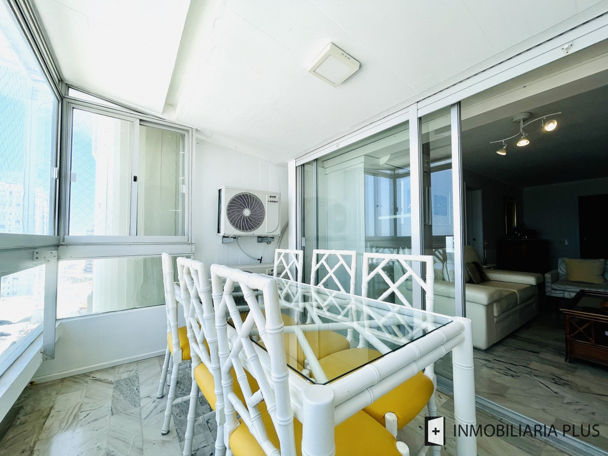 Apartamento ID.338 - Venta de Apartamento de 100 m2 con 3 Dormitorios en Península de Punta del Este C887