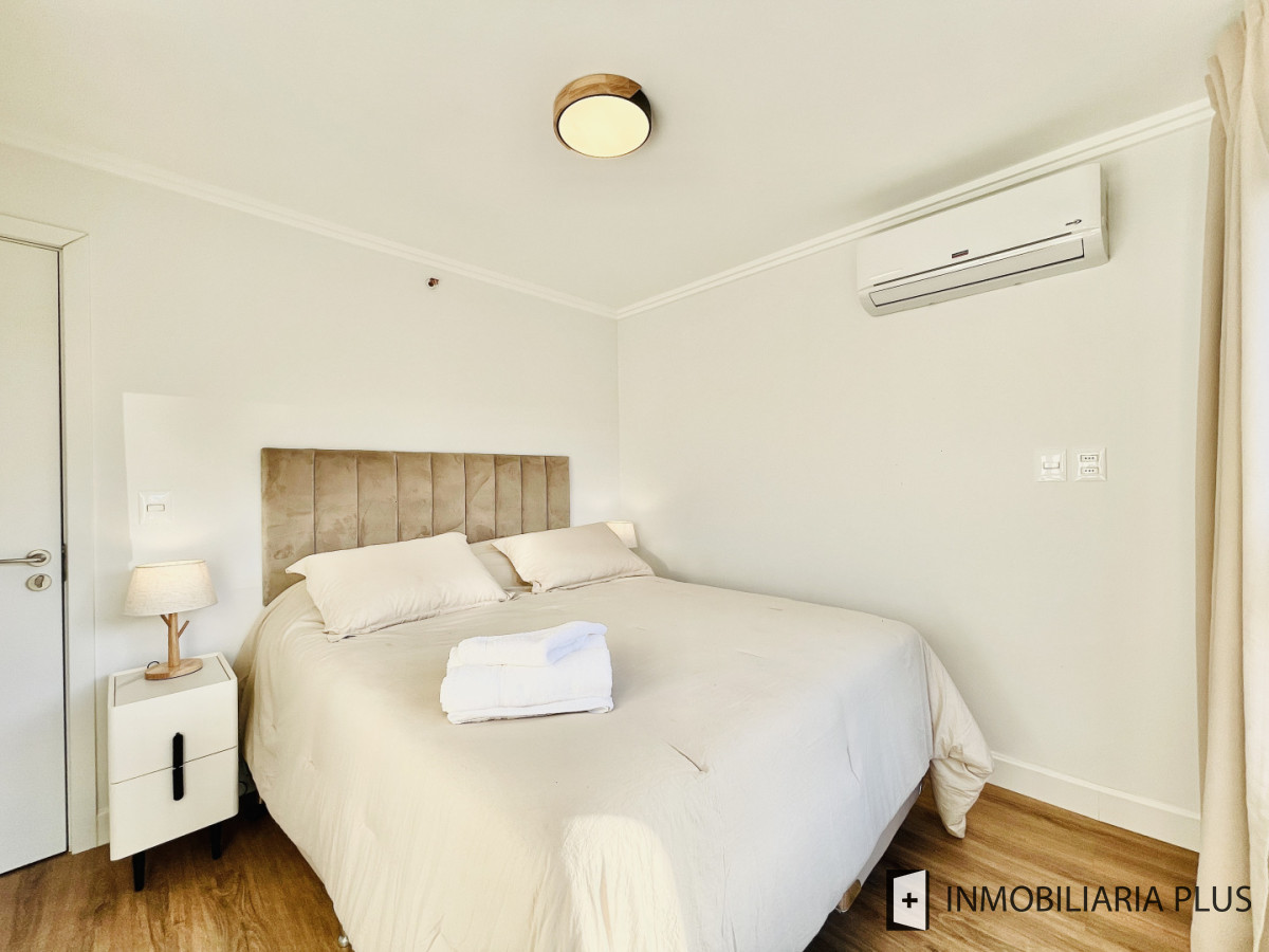 Apartamento ID.1581 - Alquiler de Apartamento en Punta del Este de 1 Dormitorio en Alquiler Anual sobre Roosevelt
