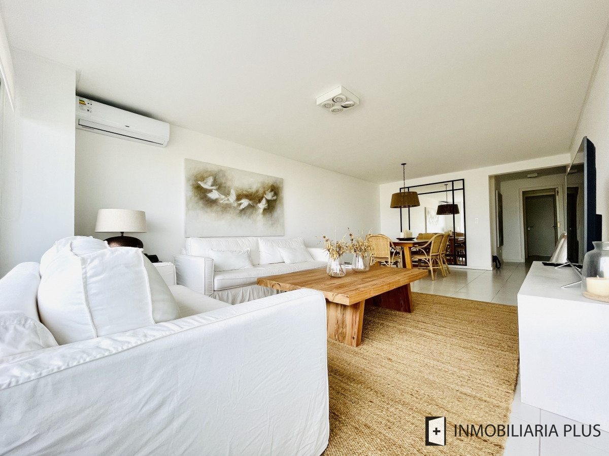Apartamento ID.729 - Alquiler temporario de penthouse de tres dormitorios en Playa Montoya, La Barra C729B