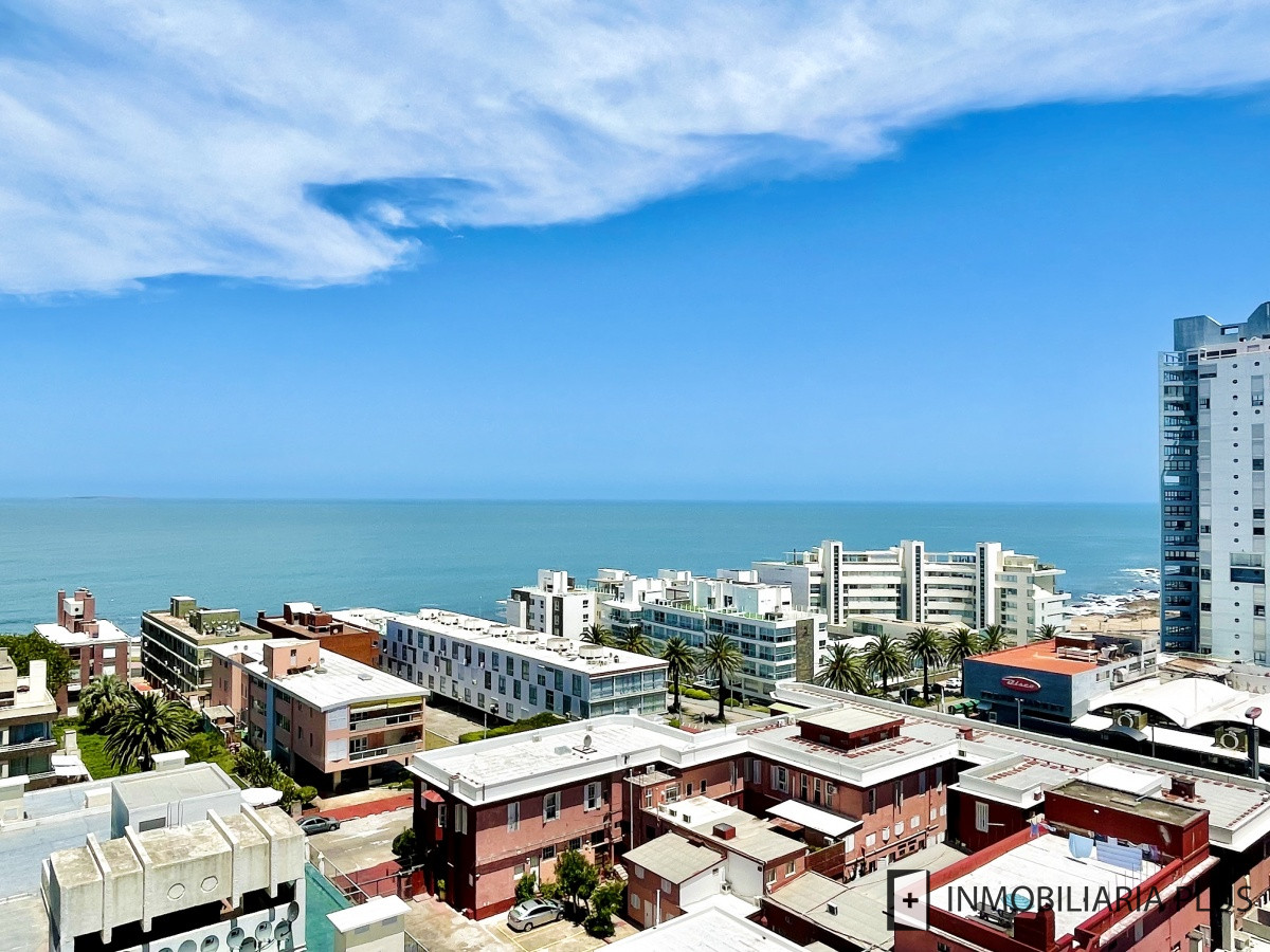 Apartamento ID.338 - Venta de Apartamento de 100 m2 con 3 Dormitorios en Península de Punta del Este C887