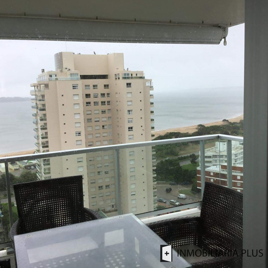 Apartamento ID.470 - Venta de Apartamento de 3 Dormitorios con Vista al Mar, Playa Mansa, Punta del Este C922