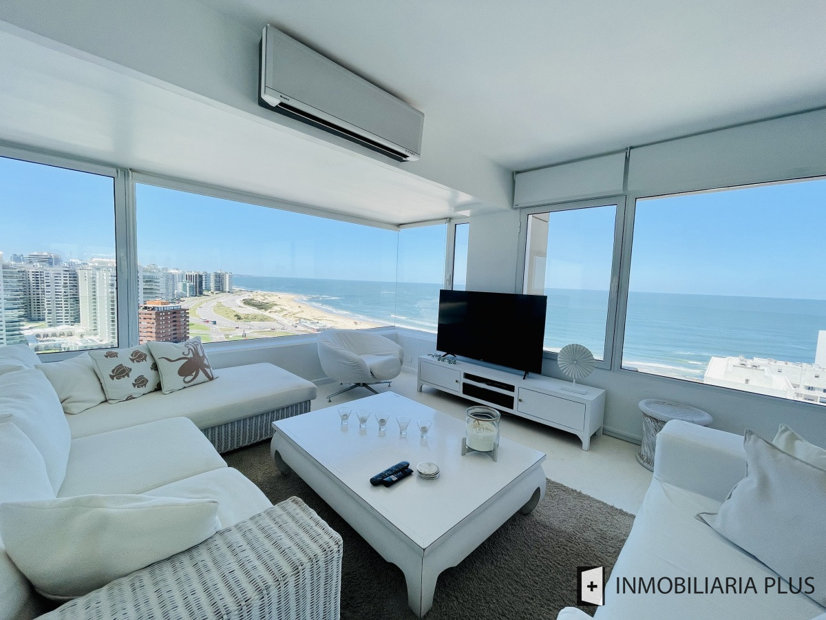 Apartamento ID.1000 - Alquiler departamento piso alto de 3 dormitorios en la Península de Punta del Este