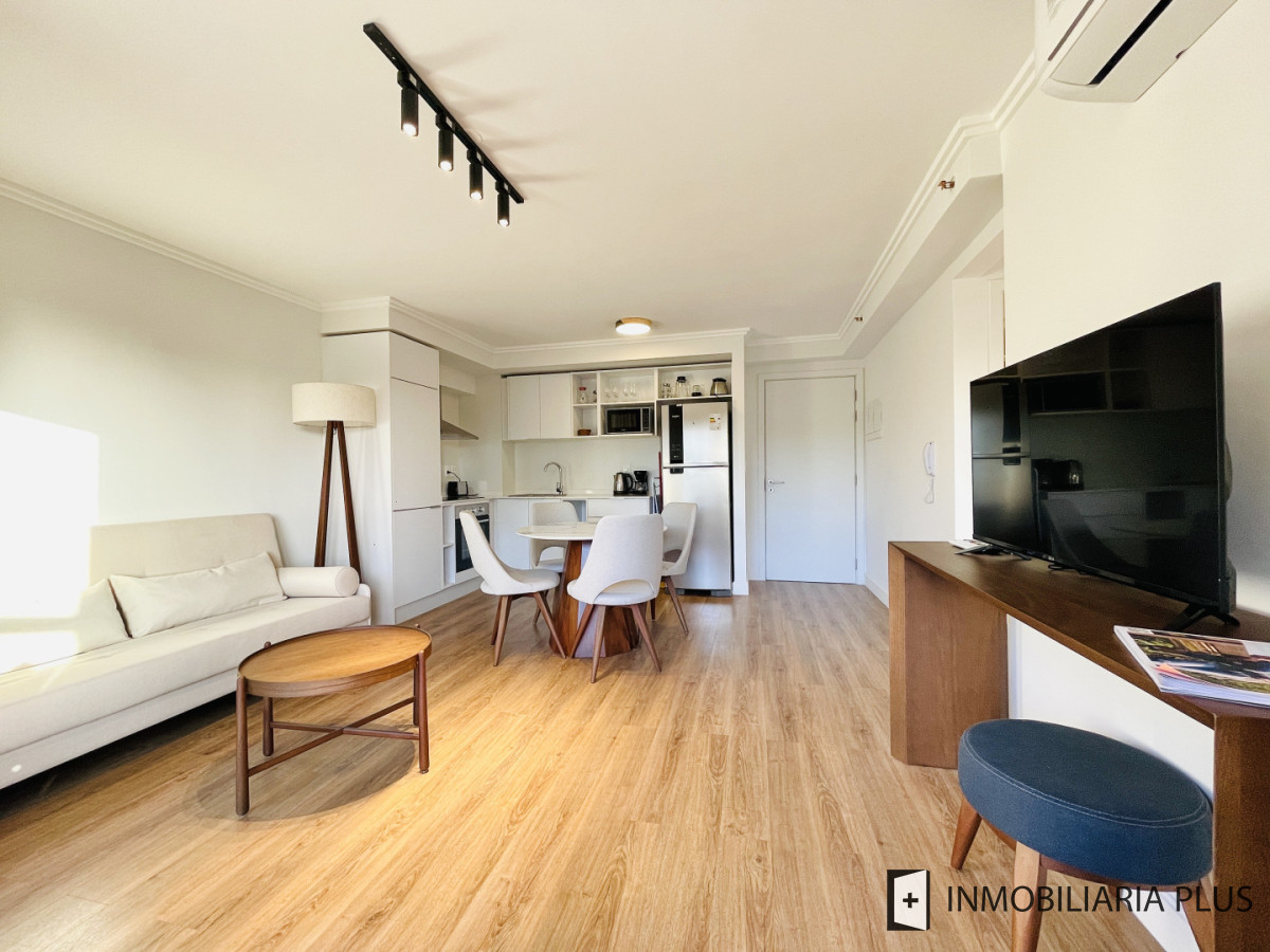 Apartamento ID.1581 - Alquiler de Apartamento en Punta del Este de 1 Dormitorio en Alquiler Anual sobre Roosevelt