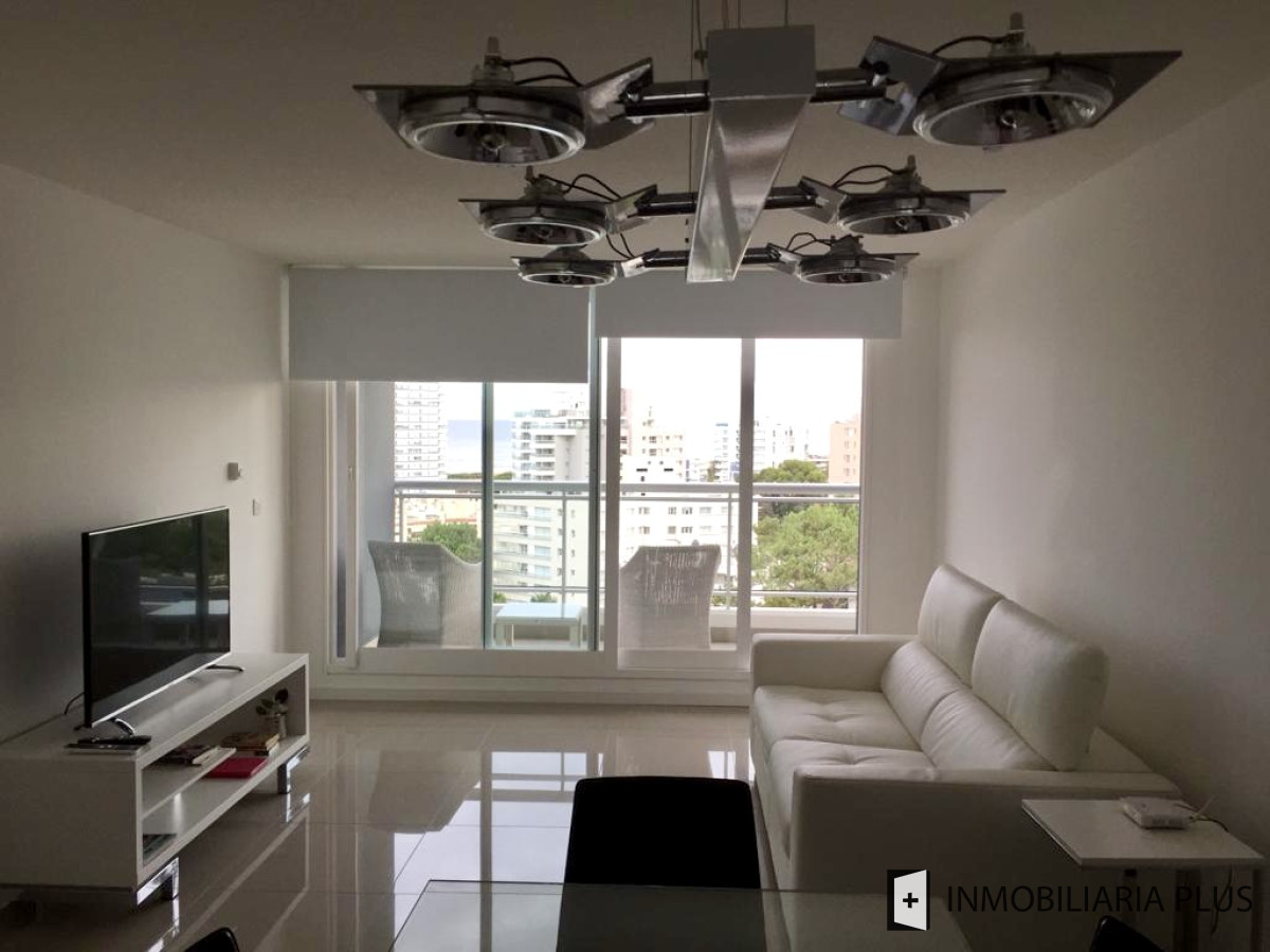 Apartamento ID.1021 - Alquiler de Apartamento piscina gimnasio playroom solarium barbacoa y mucho más