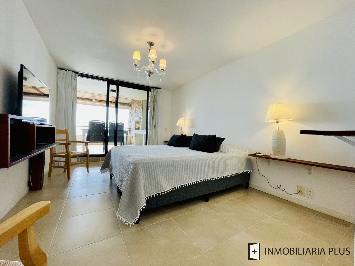 Apartamento ID.1016 - Venta de apartamento en Punta Ballena con 2 dormitorios Piscinas Barbacoa Club House Parrillero y más
