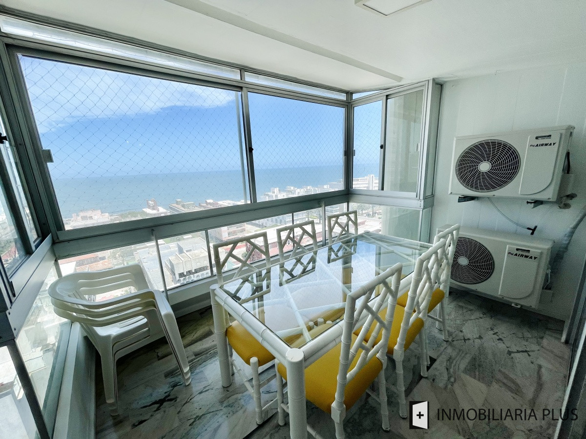 Apartamento ID.338 - Venta de Apartamento de 100 m2 con 3 Dormitorios en Península de Punta del Este C887