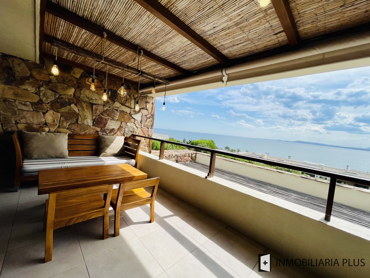 Apartamento ID.1016 - Venta de apartamento en Punta Ballena con 2 dormitorios Piscinas Barbacoa Club House Parrillero y más