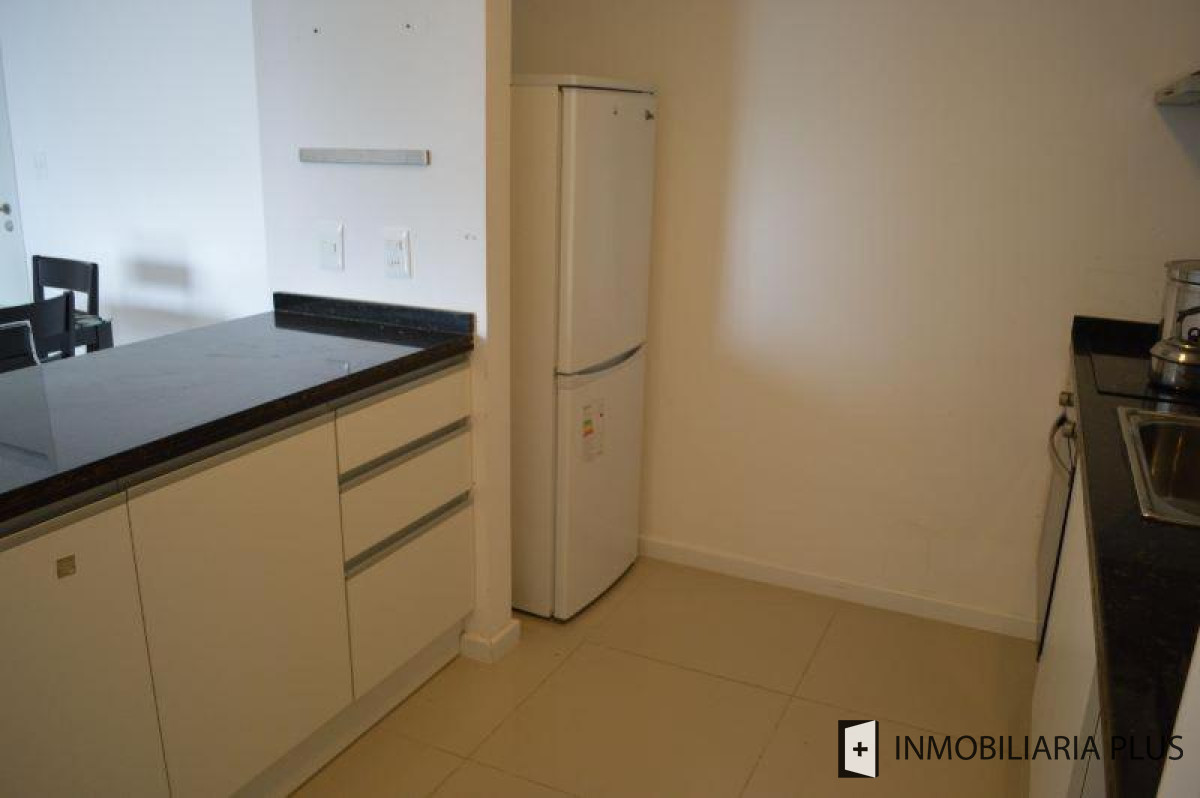 Apartamento ID.823 - Venta de Apartamento de 2 Dormitorios en Aidy Grill, Punta del Este C823