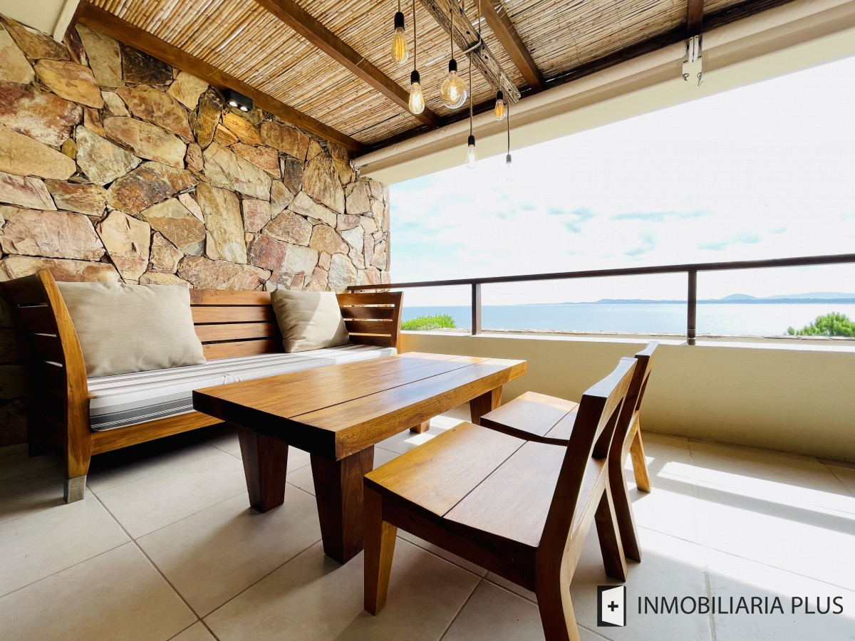 Apartamento ID.1016 - Venta de apartamento en Punta Ballena con 2 dormitorios Piscinas Barbacoa Club House Parrillero y más